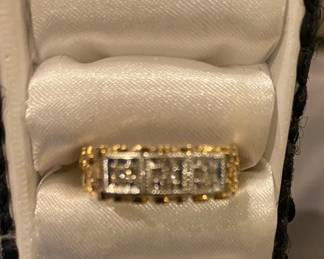 10 K two diamond three stone ring