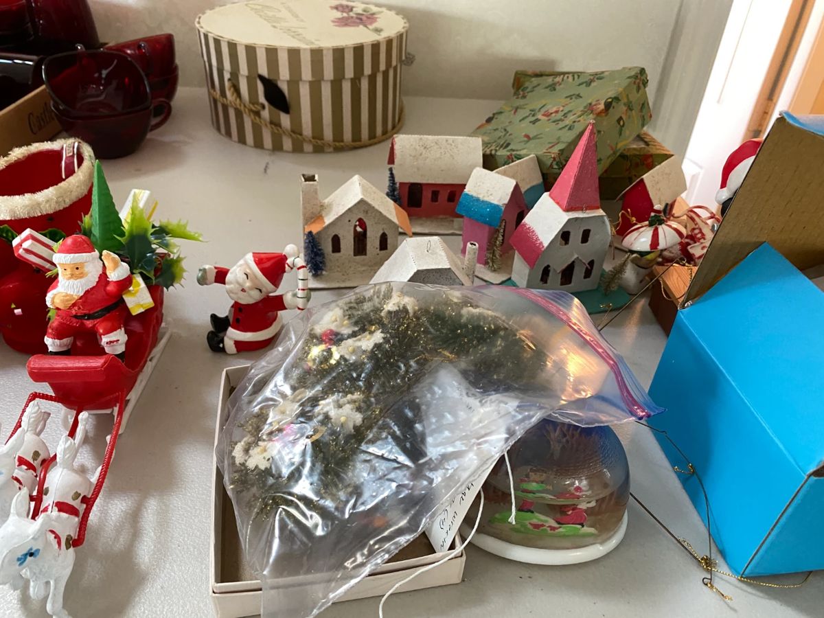 A Large Zionsville Collector's Condo W/800... starts on 9/8/2023