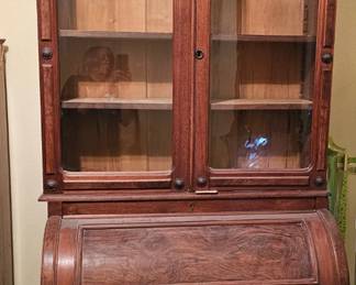 Eastlake rool-top Secretary