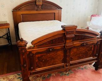 Antique Victorian Renaissance Eastlake full bed