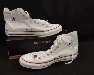https://www.auctionninja.com/hewitt-estates-and-antiques/product/chuck-taylor-converse-all-star-hi-top-sneakers-in-optic-white-200231.html