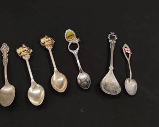 https://www.auctionninja.com/hewitt-estates-and-antiques/product/lot-of-collectible-spoons-200236.html