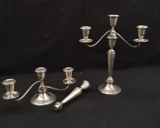 https://www.auctionninja.com/hewitt-estates-and-antiques/product/vintage-gorham-newport-sterling-silver-adjustable-candelabras-300276.html