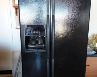 Whirlpool refrigerator 