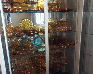 Display cabinet/Amber