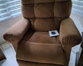 Lift chair