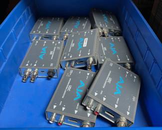 LOT AJA UDC UPDOWN CROSS CONVERTERS NO PS