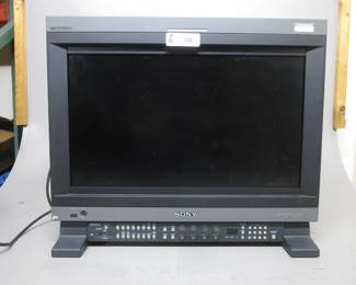 SONY PVM-L2300 MONITOR