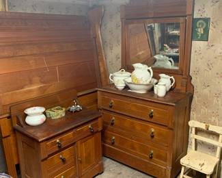 Kids Room
Spoon carved Bedroom set
Wash bowl and pitcher set