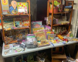 Kids Room
Kids vintage board games, books, toys, dolls, bears, doll carriage 