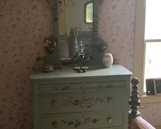 Green Bedroom 
Painted cottage bedroom set-dresser