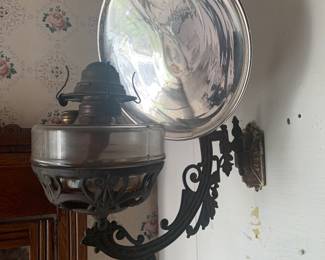 Evelena’s Room 
Oil lamp