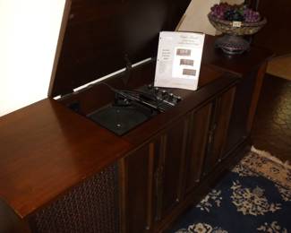 console record player