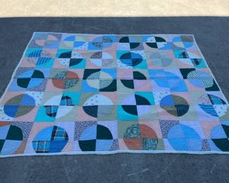 VTG Hand Sewn Circle Quilt