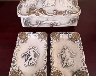 Ceramic trinket holders