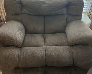 Catnapper electric reclining armchair