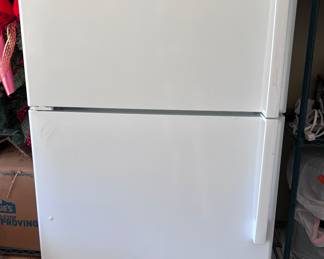 GE refrigerator/freezer