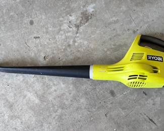 Ryobi leaf blower