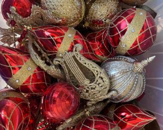 Winter holiday decor