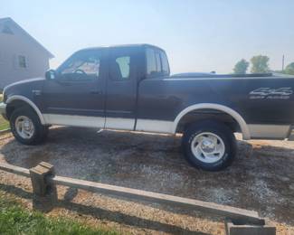 2000 Ford F-150 Triton 4x4 Off-Road long bed with 68,700 actual miles