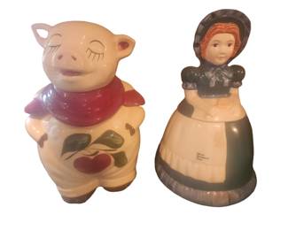 Shawnee cookie jar and Nabiscos Blue Bonnet Sue 