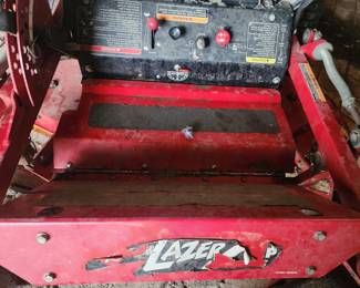 1999 Exmark Lazer Model LHP4819KA 48 inch Zero turn mower 19.0 Kawasaki engine