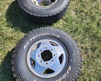 BF Goodrich all-terrain LT 235/85r16/120/1160