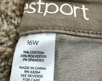 Women's Clothing, Many New with Tags, Sizes L-XXXL 