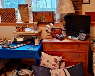 Small Boom Box; Hand Weights; Lamp; Baskets; Decorative Box; Bed Tray; 3 Drawer Side Table; Small TV; Decorative Pillows and more.