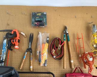 Black & Decker Electric Trimmer; Hand Trimmers for Bush and Tree; Electric Cords