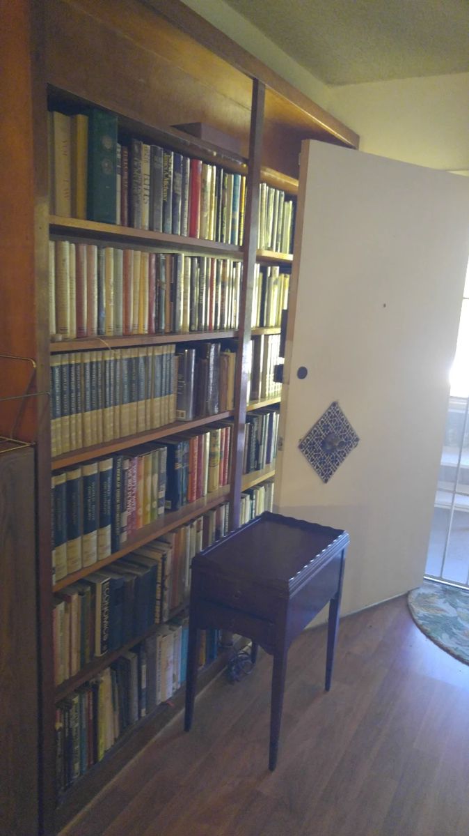 H U G E ESTATE SALE IN ALTADENA in Altadena, CA starts on 9/9/2023