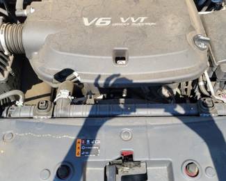 33 - 2019 GMC Canyon 4x4 crew cab pickup truck 17,000 original miles, clean title