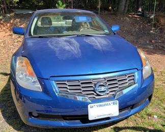 35 - 2008 Nissan Altima 2-door coupe 176k miles, runs