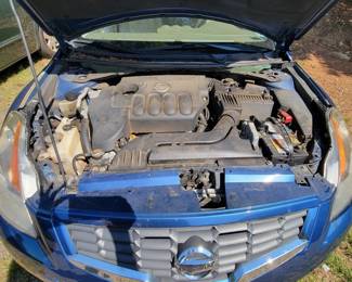 35 - 2008 Nissan Altima 2-door coupe 176k miles, runs