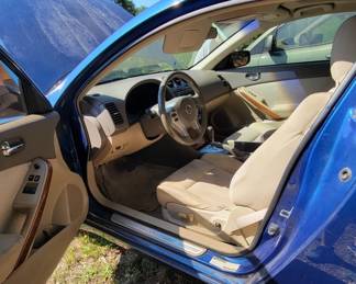 35 - 2008 Nissan Altima 2-door coupe 176k miles, runs