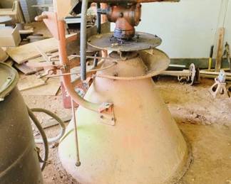 119 - Fertilizer Spreader
