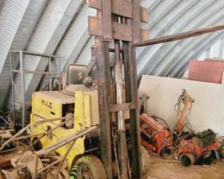 121 - Miscellaneous Farm Equipment & Engines
