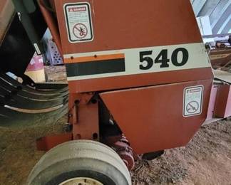 128 - Hesston Twine Tie