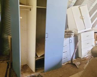 131 - Storage Cabinets