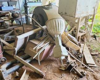 140 - Misc Farm Items
