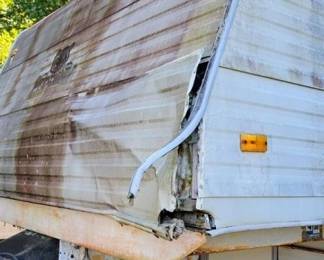 170 - Prowler 5th Wheel Camper by Fleetwood