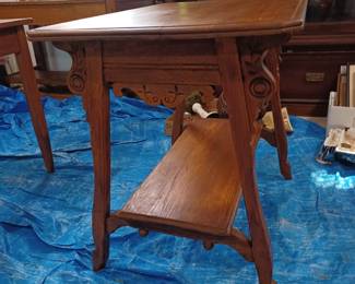 Oak arts n crafts side table