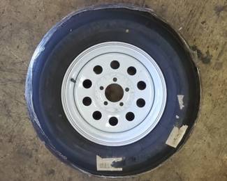 Trailer Tire w/Wheel (New Condition) (LPO)