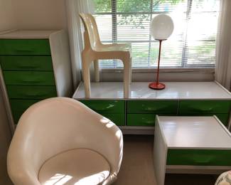 Treco Giovanni Maur 6 piece bedroom suite (desk & twin bed not in this picture). 