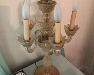 Large Venetian glass table lamp with 1 broken leaf