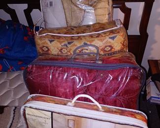 Bed with Headboard, Mattress and Box Spring,Bedding and Comforters 