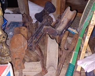 Vintage pully and hand tools
