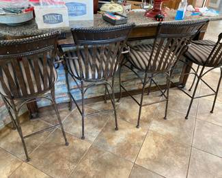 Set of 4 Metal Barstools
Price is for all.
Good condition
Some small stains
23” across x 18” deep x 31” tall to seat, 47” tall to back
Must be able to move and load yourself