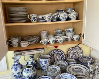 10 piece Blue Danube china and additional accessories