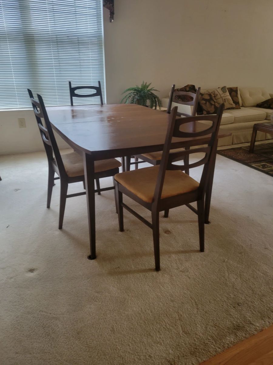 Estate Sale Heritage Bay in Barnegat, NJ starts on 9/10/2023